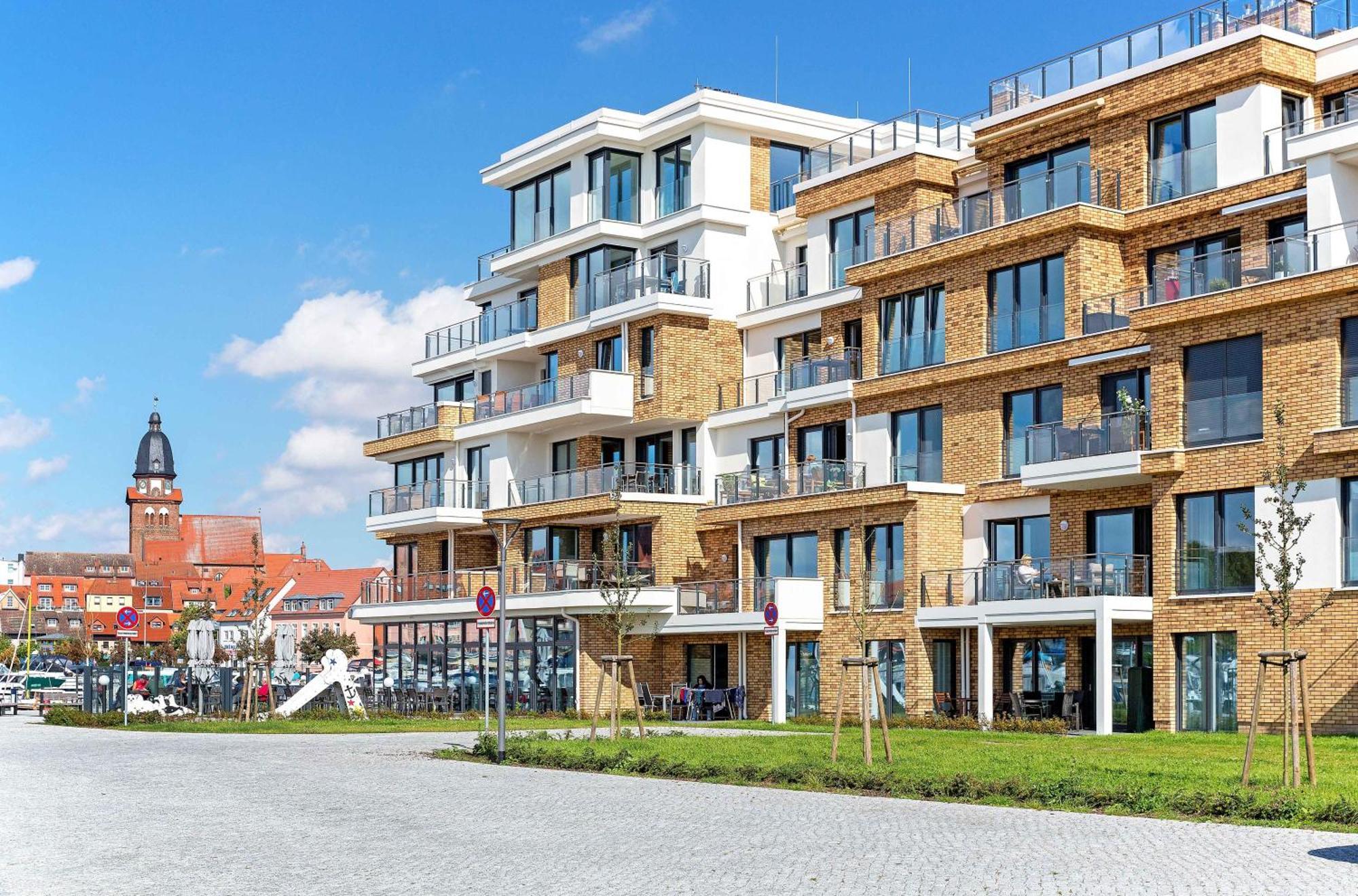 Atlantica - Apartment In Der Hafenresidenz Mit Wellness & Mueritzblick Waren  Exteriér fotografie